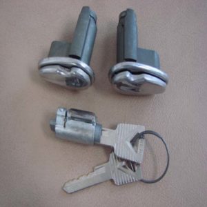 B22050G Door And Ignition Lock Cylinder Set