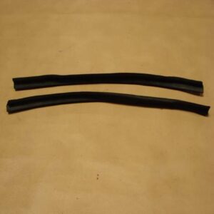 B30146D Quarter Window Front Weatherstrip, Pair