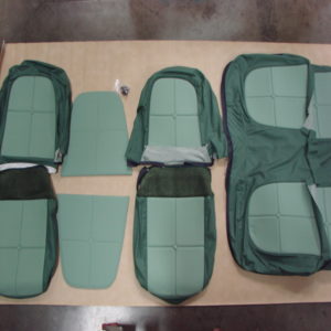 USC6005 Seat Cover Set, Dark Green And Light Green