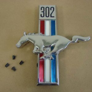 B16229G Fender Emblem, Horse With 302