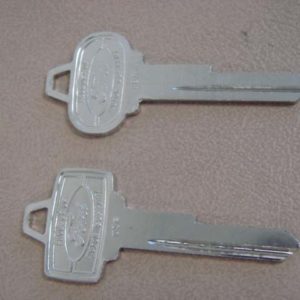 B22051E Ignition And Trunk Pony Key Blank Set