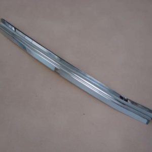 B22220A Door Glass Rear Moulding