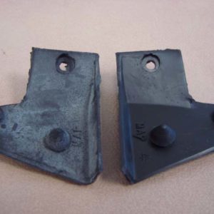 B22332A Vent Window Front To Door Seal, Pair