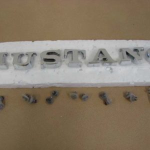 B40282D "M U S T A N G" Letter Set