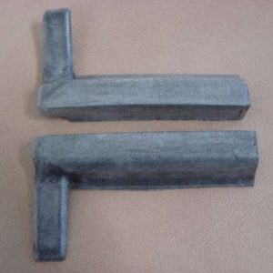 B51676A Roof Side Rail Front Corner Seals, Pair