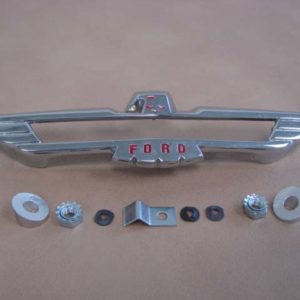 B43500E Trunk Handle Ornament